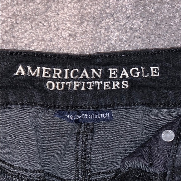 Black Shortie American Eagle Shorts - Picture 3 of 4
